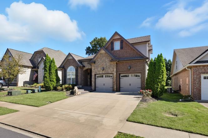 341 Turnberry Cir, Clarksville, TN