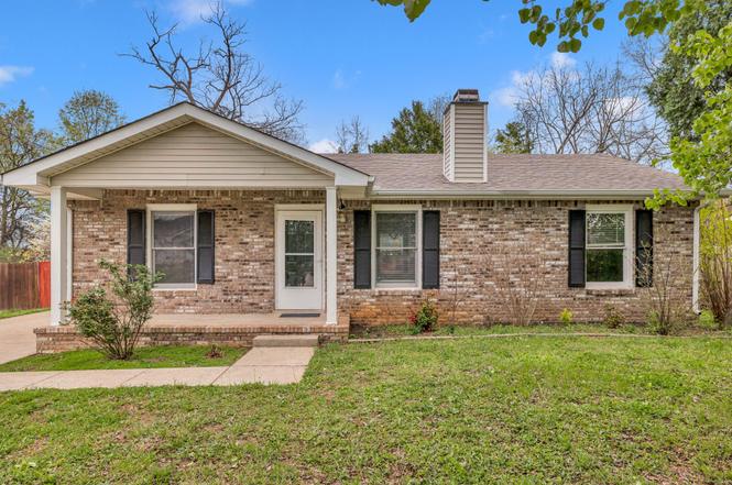 2809 Teakwood Dr, Clarksville, TN