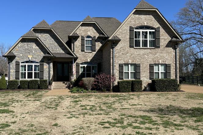 239 Cherokee Dock Rd, Lebanon, TN