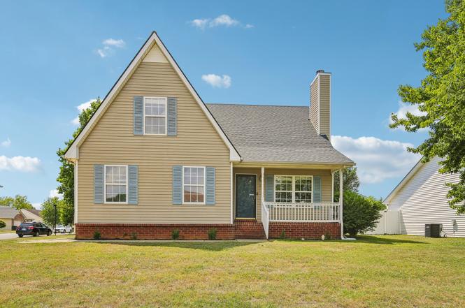1338 Saint Andrews Dr, Murfreesboro, TN