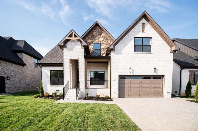 625 Hollow Wood Trl, Mount Juliet, TN
