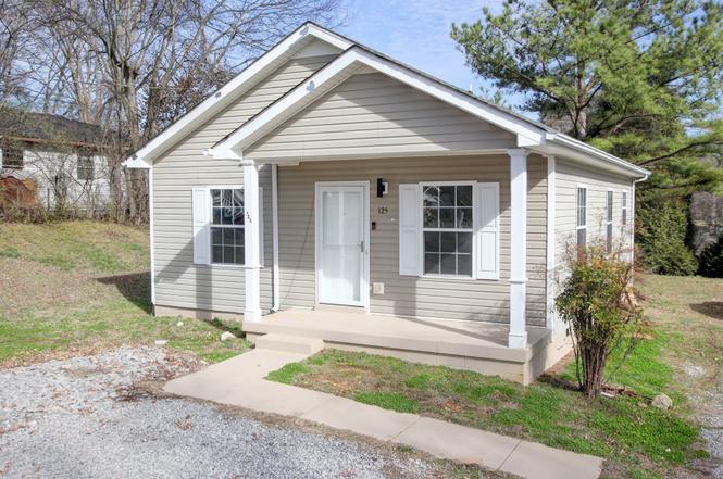 125 Brooks Aly, Clarksville, TN