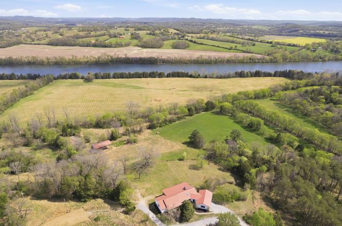 579 Ford Rd, Lebanon, TN