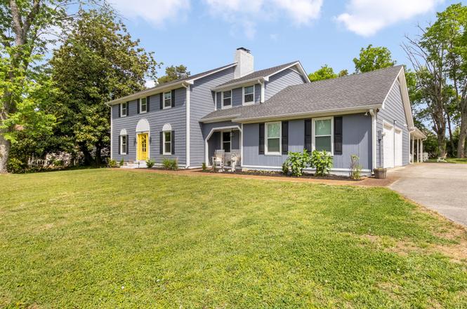 1430 Haynes Dr, Murfreesboro, TN