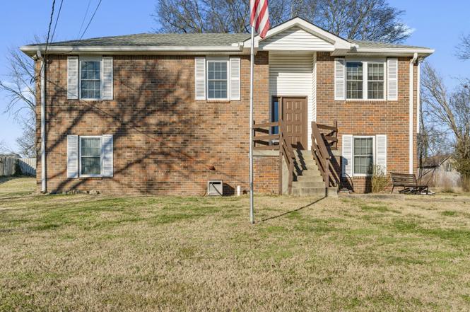 101 Tyler Ct, Gallatin, TN
