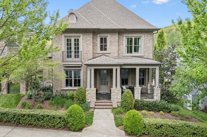 1040 Falling Leaf Cir, Brentwood, TN