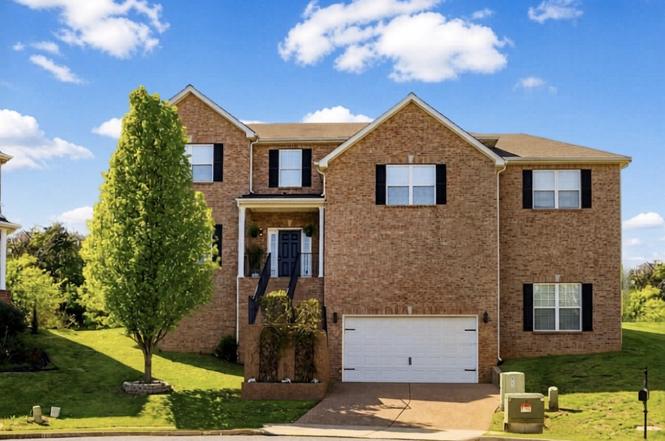 126 Judson Dr, Hendersonville, TN