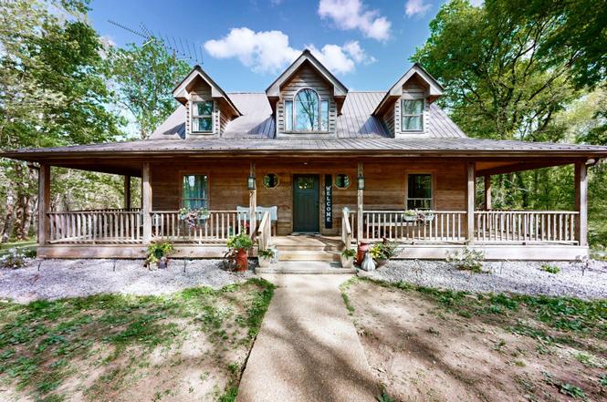 9695 Hartsville Pike, Lebanon, TN