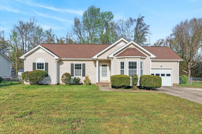 408 Kelsey Dr, Clarksville, TN