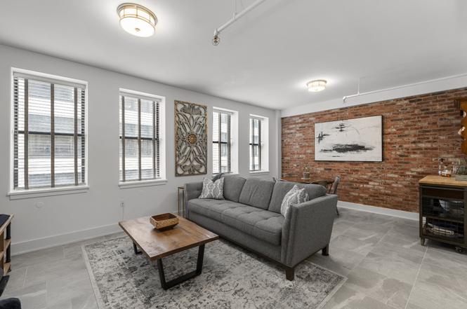 700 Church St #305, Nashville, TN