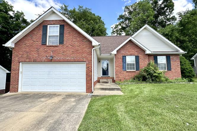 1641 Cedar Springs Cir, Clarksville, TN
