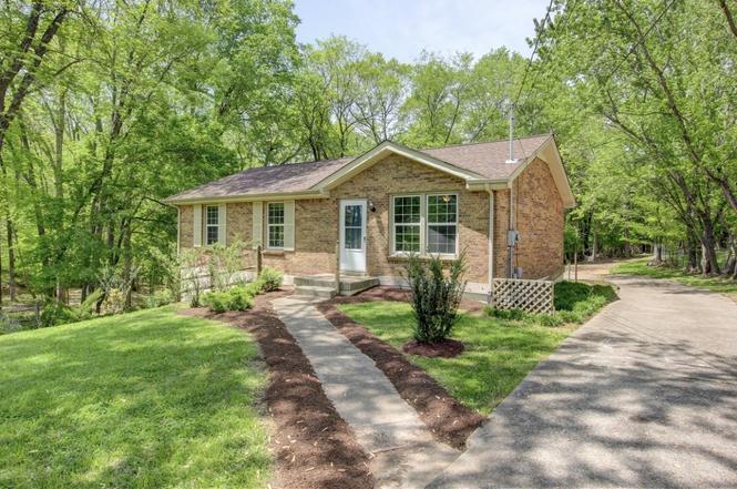 853 Pollard Rd, Clarksville, TN