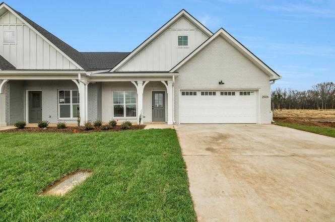 1960 Grace Johns Cir, Murfreesboro, TN