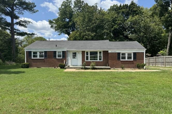 1119 Nashville Hwy, Columbia, TN