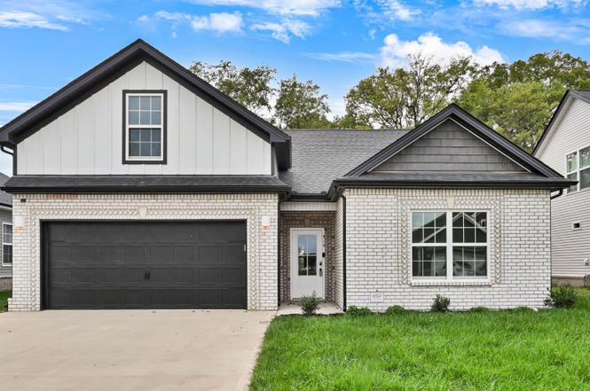 914 Vendue Ave, Clarksville, TN