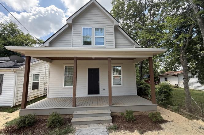 210 Burdock St, Lebanon, TN