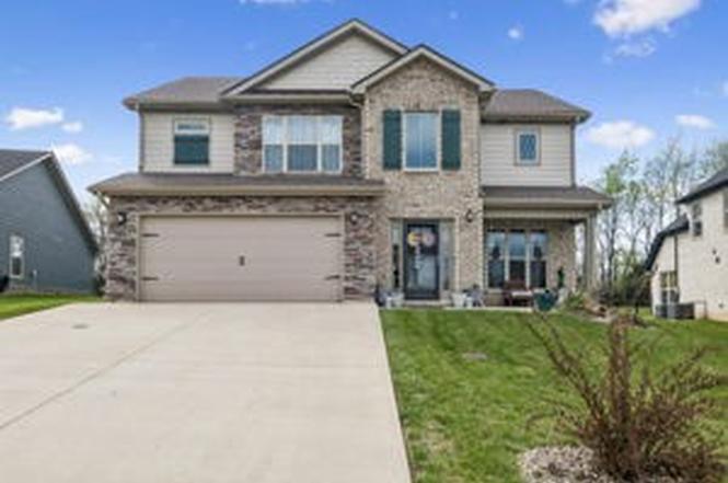 369 Frontier Dr, Clarksville, TN