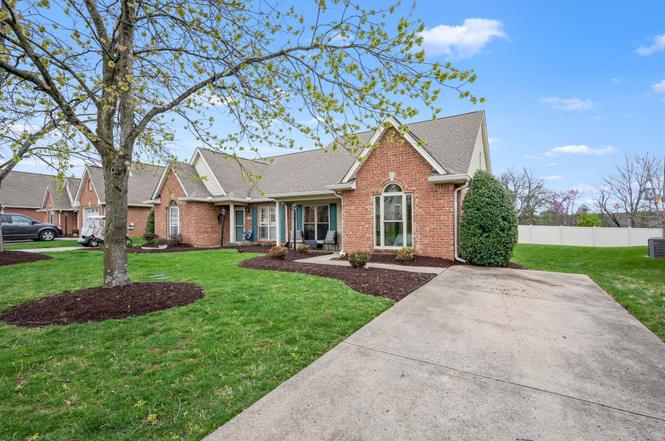 408 Biltmore Cir, Murfreesboro, TN