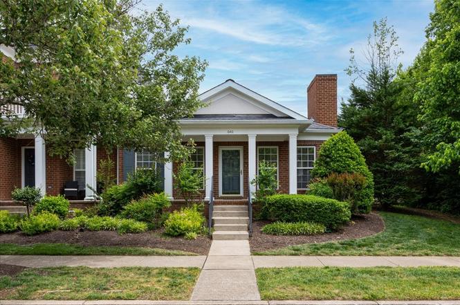 640 Springlake Dr, Franklin, TN