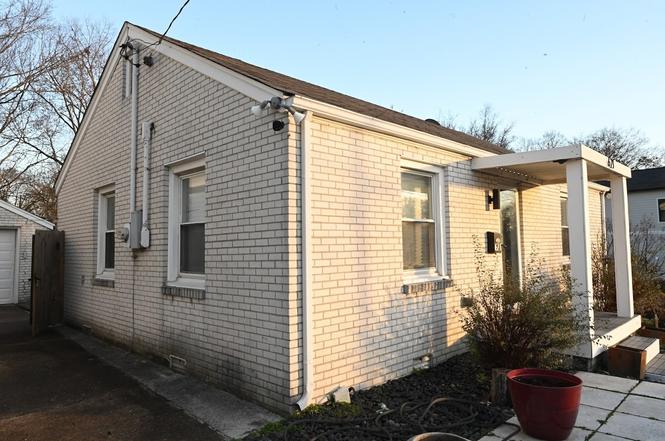 621 N 9th St, Nashville, TN