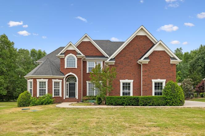 5423 Cliffstone Dr, Smyrna, TN
