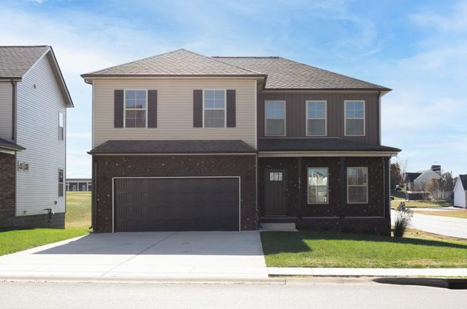 1076 Cherry Blossom Ln, Clarksville, TN