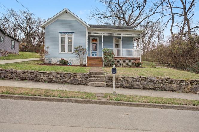 407 W 12th St, Columbia, TN