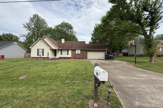 147 Candlewick Dr, Jackson, TN