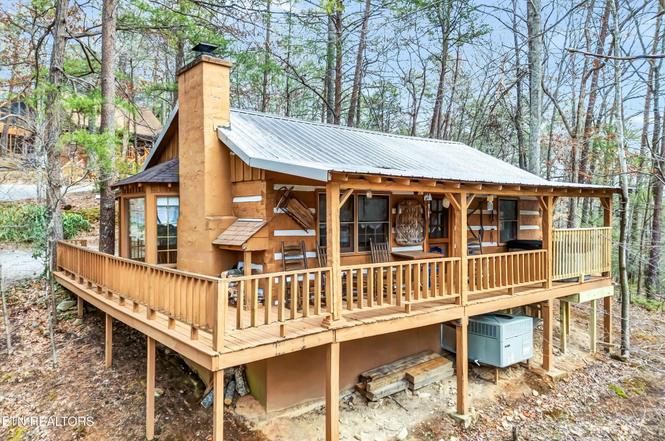 1505 Dawn Ln, Sevierville, TN