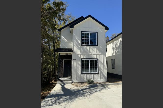 954 Greenwood Ave, Clarksville, TN