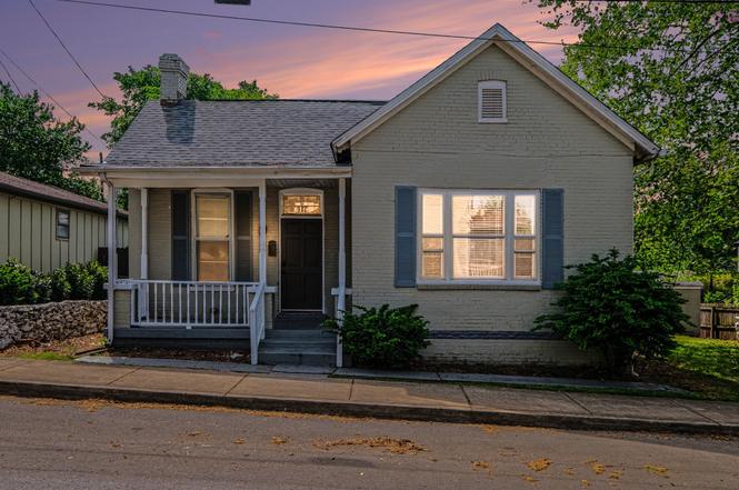 937 Phillips St, Nashville, TN