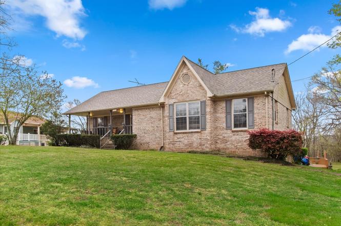 301 Andes Dr, Columbia, TN