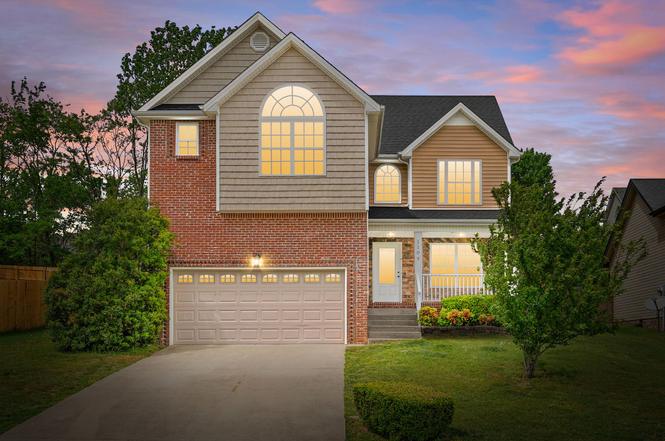 1109 Ishee Dr, Clarksville, TN