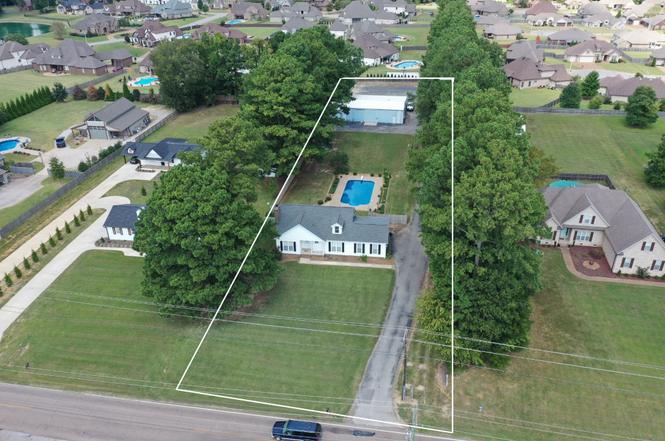 975 Ashport Rd, Jackson, TN