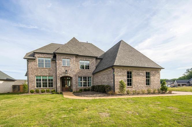 115 Piper Hollow Dr, Collierville, TN