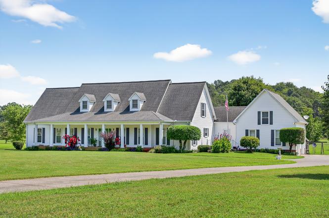 2236 New Hope Rd, Hendersonville, TN