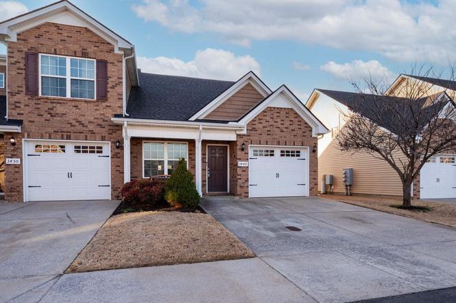 3448 Risen Star Dr, Murfreesboro, TN