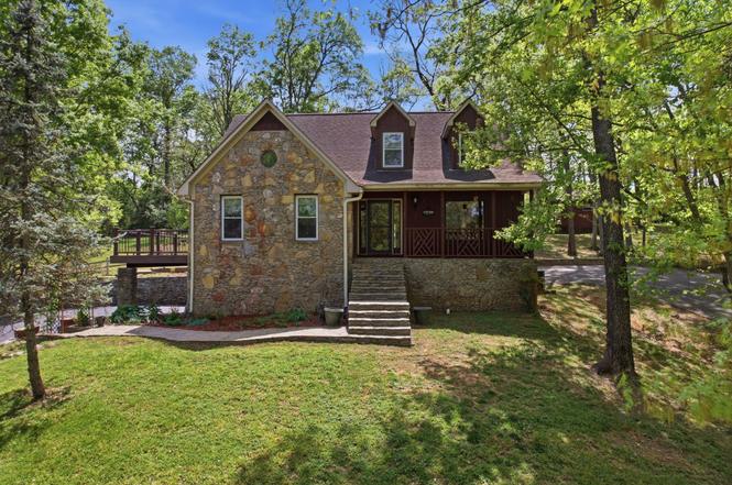 2105 Alpine Dr, Columbia, TN