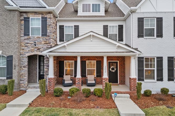 202 Grandstand Blvd, Gallatin, TN