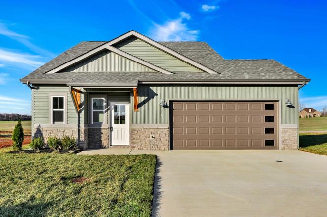 2737 Brewster Dr, Clarksville, TN