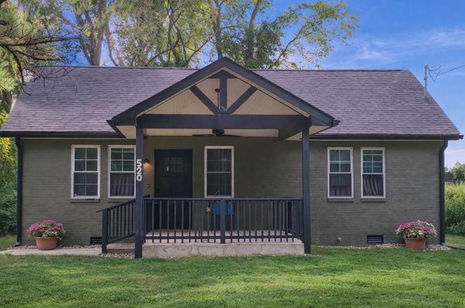 520 Edlin St, Clarksville, TN
