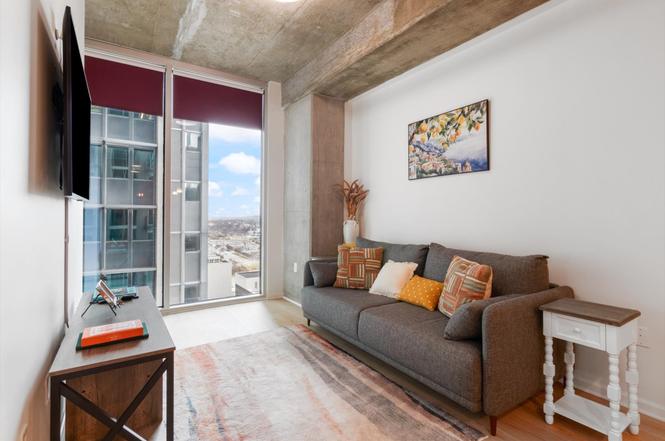 415 Church St #2109, Nashville, TN