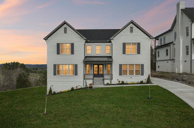 1007 Tiane Trl, Gallatin, TN
