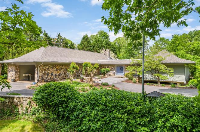 615 Springhill Dr NE, Cleveland, TN