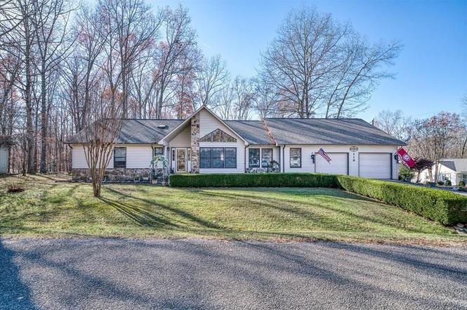 118 Glenwood Dr, Crossville, TN