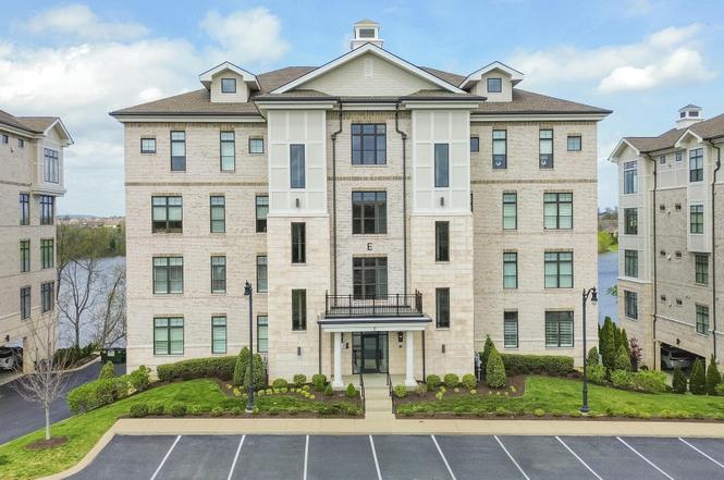 1024 Club View Dr Unit E 102, Gallatin, TN
