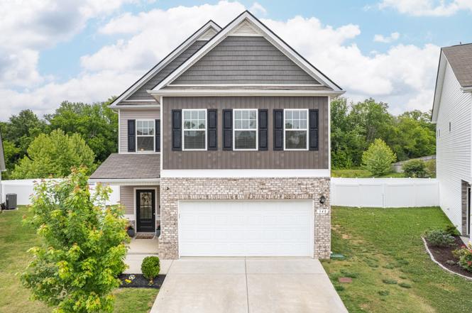 348 Geneva Ln, Columbia, TN
