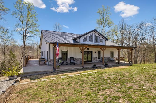 4134 Algie Sewell Rd, Columbia, TN