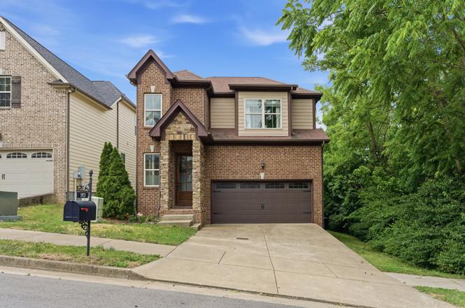 5925 Woodlands Ave, Nashville, TN