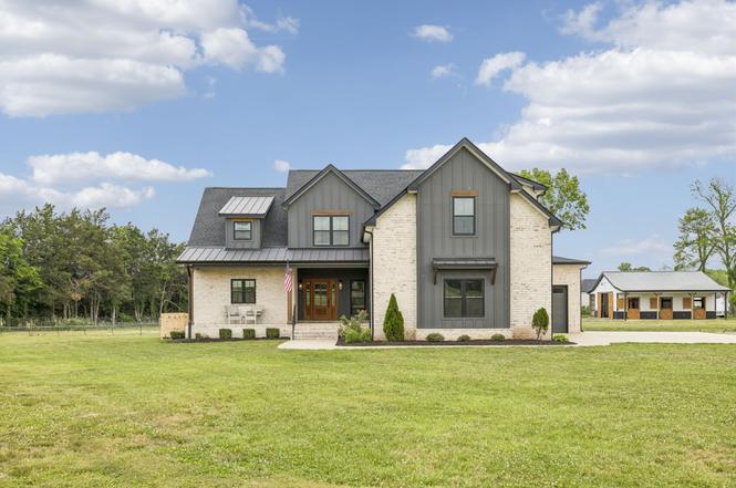 324 Crescent Rd, Murfreesboro, TN